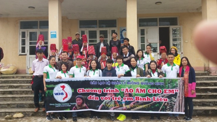 Chương trình "ÁO ẤM CHO EM" đến với trẻ em Bình Liêu